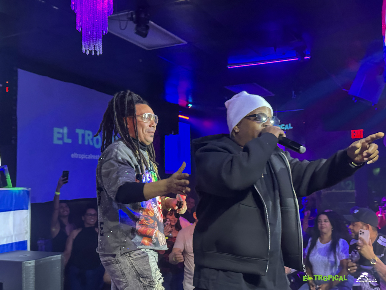 Kola Loka en concierto